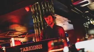 Where the vibes just don’t stop… Join us every Friday & Saturday until late with our guest DJ @tarshishlondon 

www.Tarshish.co.uk
or
Select ‘Reserve’ in bio
or
020 8881 6479 
Available from 12pm daily 

#GiveMeMor #LondonCocktails #Tarshish #NorthLondon #Centrallondon #Eastlondon #Westlondon #Cocktailbar #SouthLondon #Londoncocktailbars #mediterraneanrestaurantlondon #secretlondon #thingstodolondon #londonfoodblogger #londondiningexperiences
